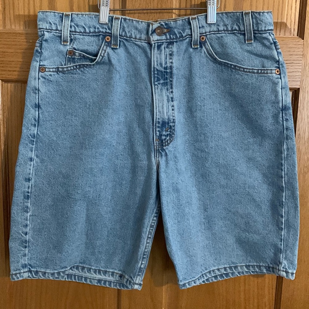 Vintage Levi's 550 White Tab Relaxed Fit Shorts Sz 38 L-9 Measures 36 Made USA